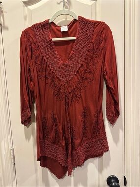 Rust Embroidered V-Neck Tunic Top with Scalloped Trim